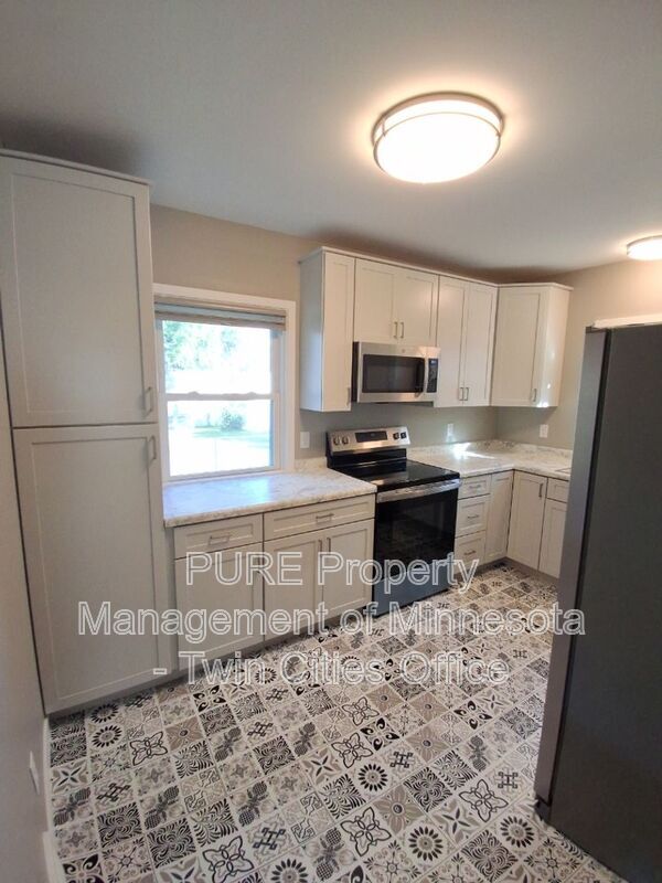 Foto del edificio - 5557 146th St N