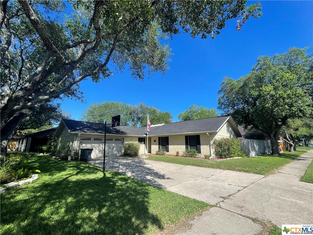 101 Rio Vista Dr, Victoria, TX 77904 House Rental in Victoria, TX