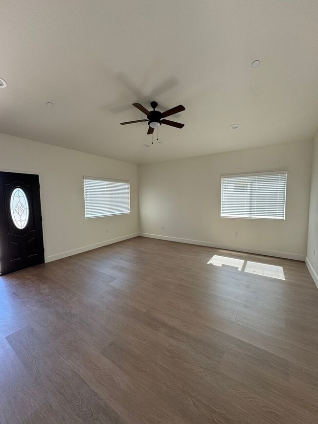 Foto del edificio - ***New Rental Home***