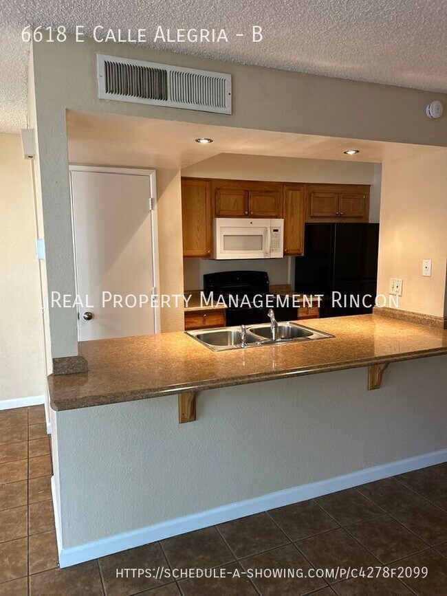 Building Photo - 6618 East Calle Alegria