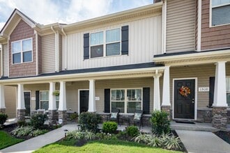 Building Photo - 1512 Sprucedale Dr