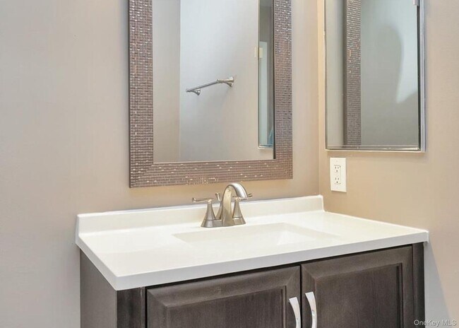 Foto del edificio - 277 Vista Dr