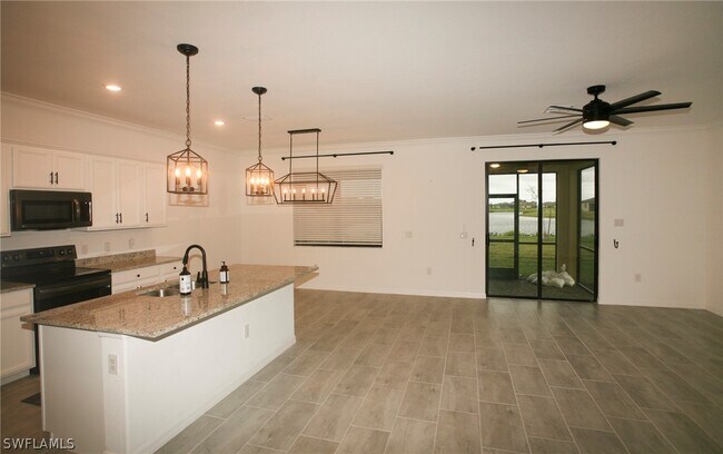 Building Photo - 14599 Cantabria Dr