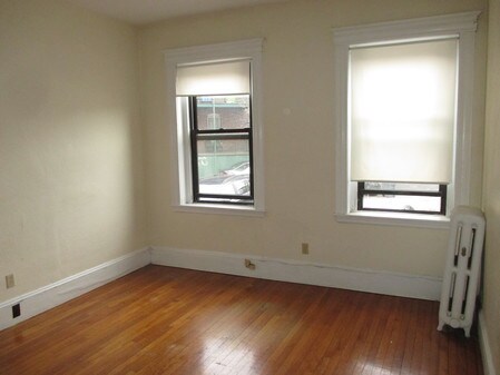 Building Photo - 1127 Commonwealth Ave