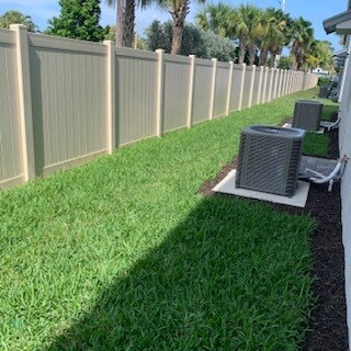 Foto del edificio - 1809 SE Ocean Cove Way