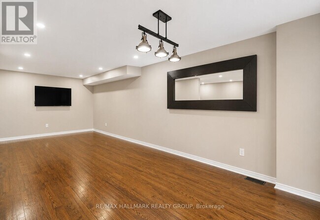 Building Photo - 224 Lamplighters Dr