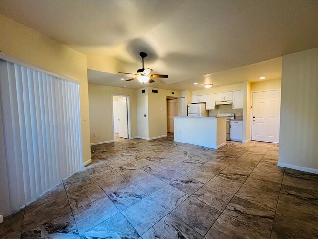 Building Photo - 4791 Via Palm Lakes Via
