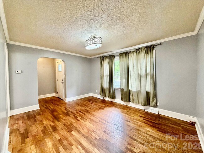 Foto del edificio - 5414 Princess St