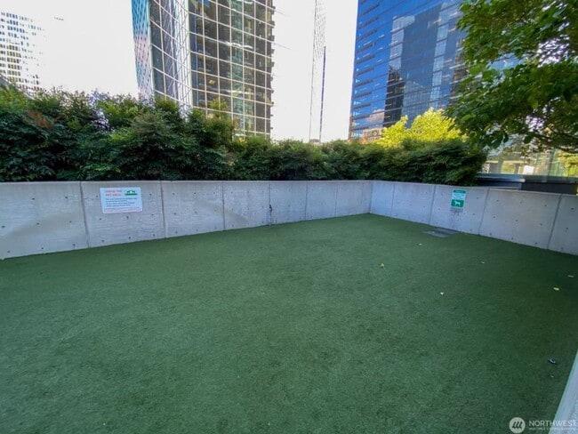 Foto del edificio - 1Bd/1.5Ba Bellevue Condo