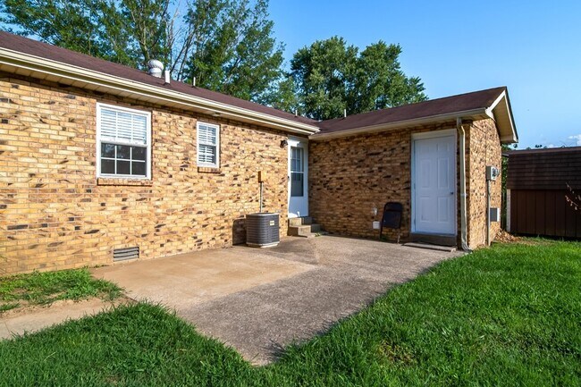 Foto del edificio - 1184 Meadowview Dr