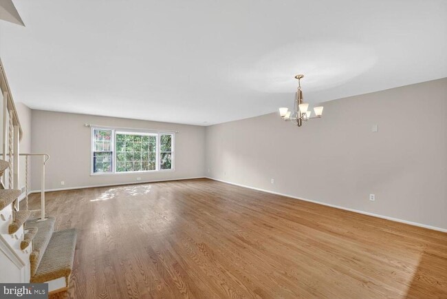 Foto del edificio - 4843 Sangamore Rd