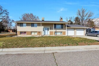 Building Photo - 584 E 2300 N