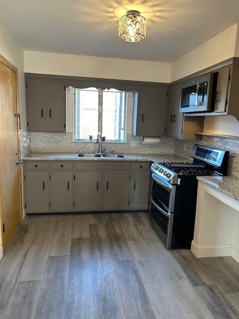 Granite Kitchen New Appliances - 1721 Liberty Dr