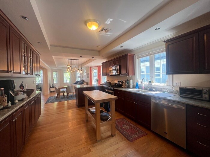 9 Albermarle St Unit 2, Arlington, MA 02476 Condo for Rent in