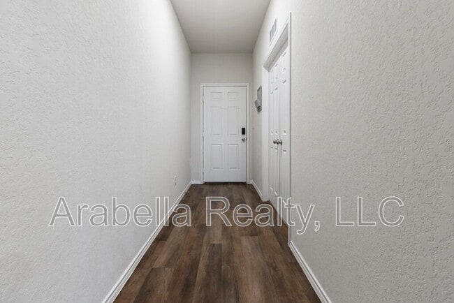 Foto del edificio - 440 Lynwood Gold