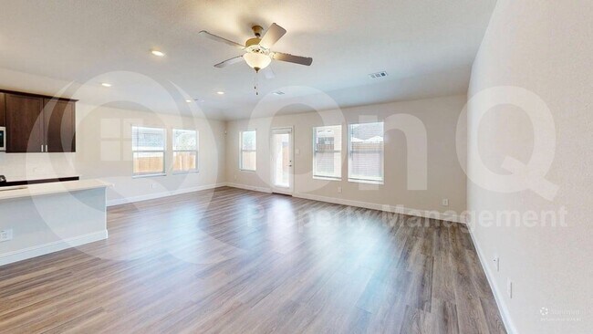 Foto del edificio - 613 Huntley Dr