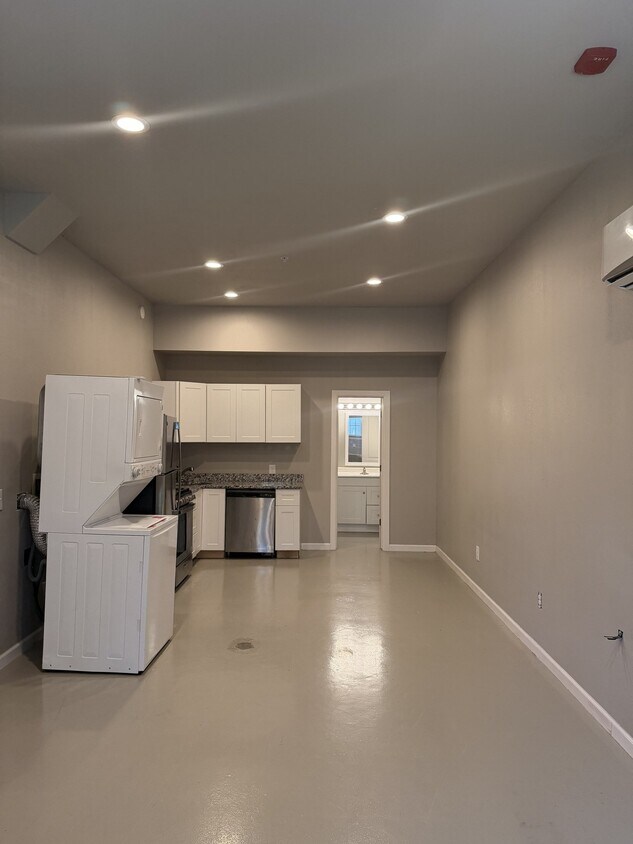 Foto del edificio - 2714 E 15th St