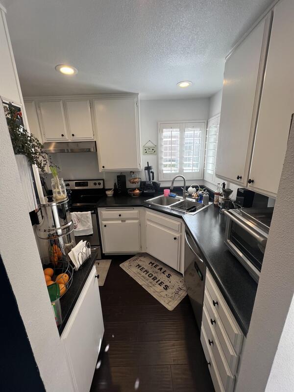Building Photo - 12552 Fieldstone Ln