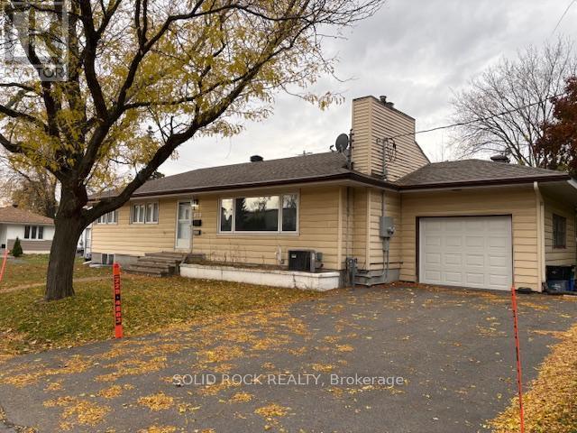 Primary Photo - 976 Vera St