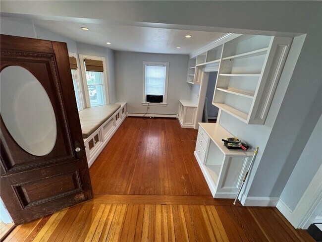 Foto del edificio - 67 Hall Ave