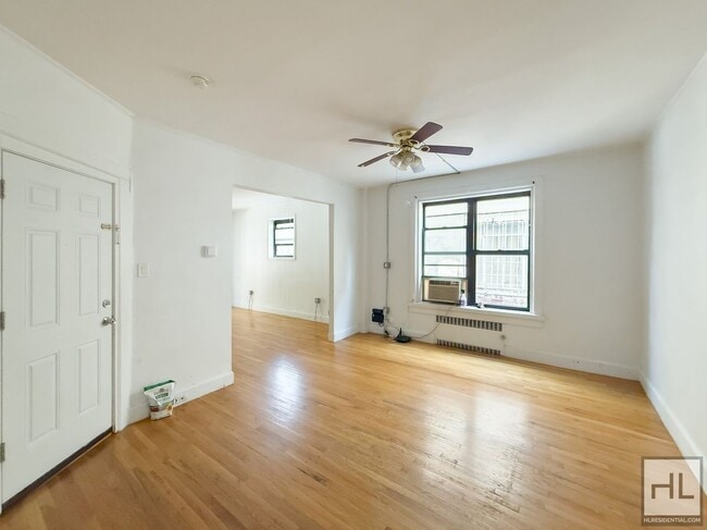Building Photo - SULLIVAN PLACE / Renovated Full-Floor 1-Be...