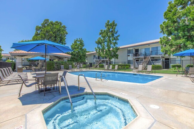 Foto del edificio - Arbor Court Apartment Homes