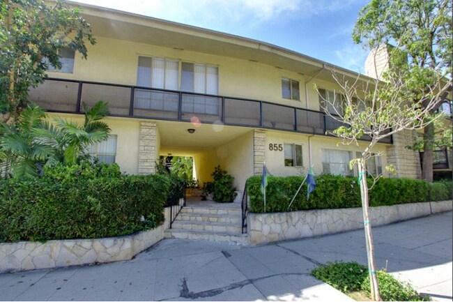 Building Photo - 855 Moraga Dr