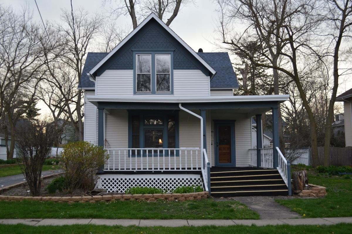 449 S Main St, Crown Point, IN 46307 Apartments in Crown Point, IN