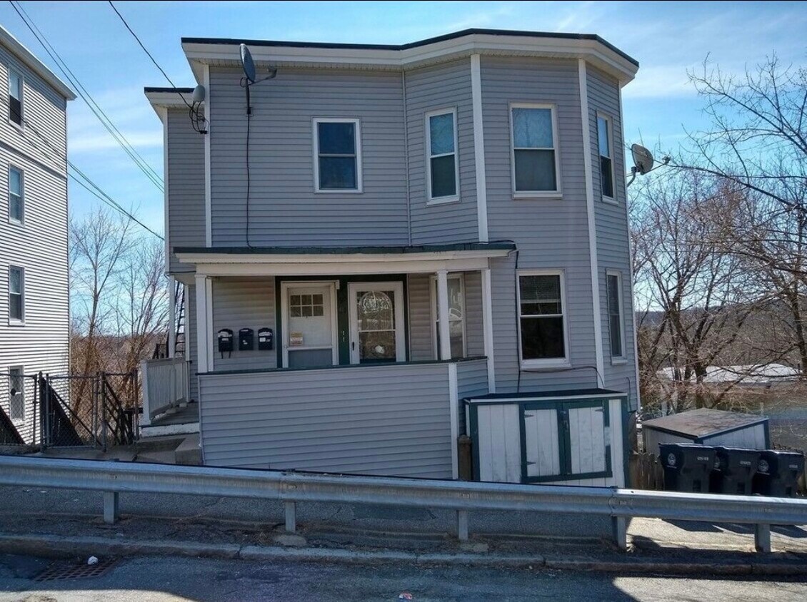 91 Beach St Unit 1, Haverhill, MA 01832 Condo for Rent in Haverhill