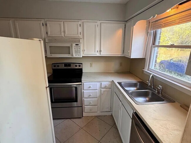 Foto del edificio - 516 34th Ave N