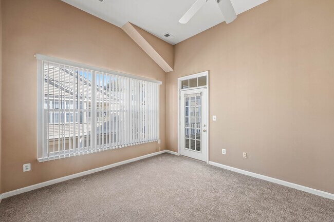 Foto del edificio - 11401 Gate Hill Plz