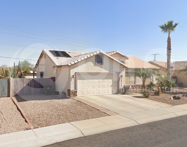 Building Photo - 1528 N Mimosa Way