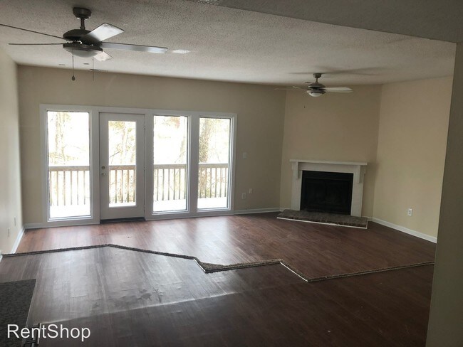 Building Photo - 3 br, 2 bath House - 3918 Rock Quarry rd