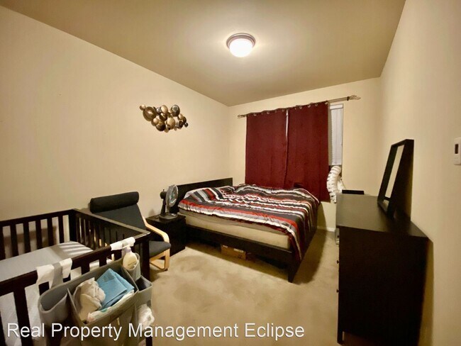 Building Photo - 2 br, 2.5 bath House - 221 164th PL SE