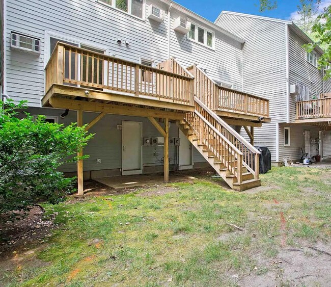 Foto del edificio - 19 Profile Cir