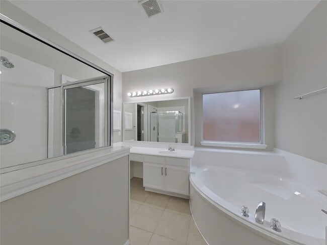 Building Photo - 4015 Camelia Glen Ln