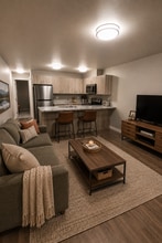 Building Photo - 201B Valleyview Ave