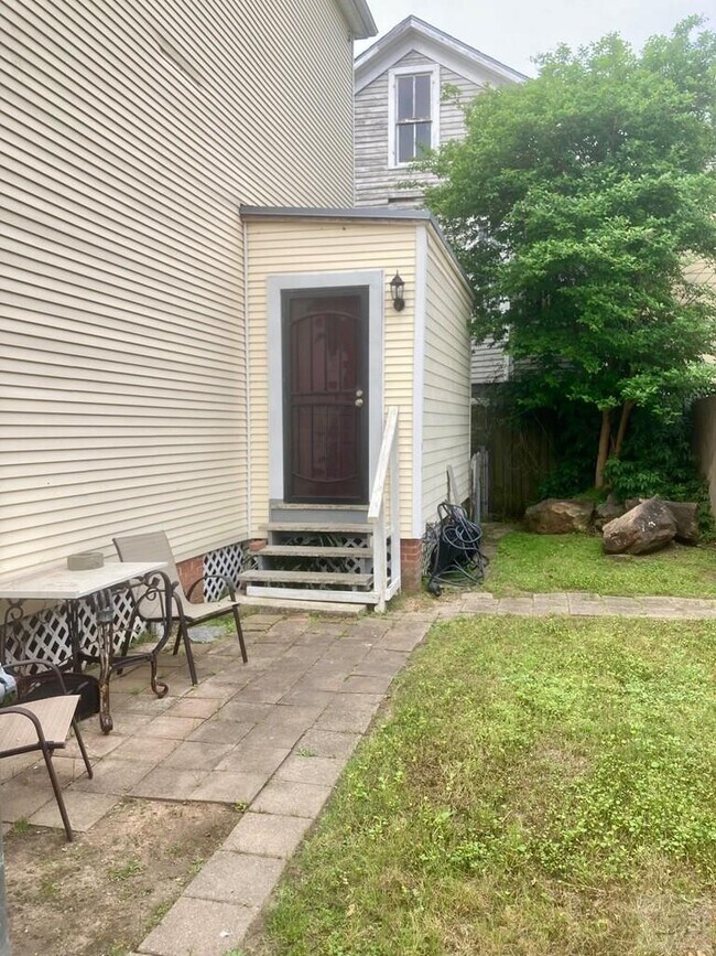 Foto del edificio - 902 Church St