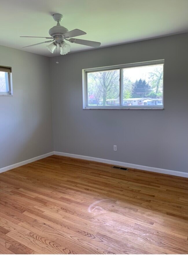 413 S Cadillac Dr, Saint Charles, MO 63301 Townhome Rentals in Saint Charles MO