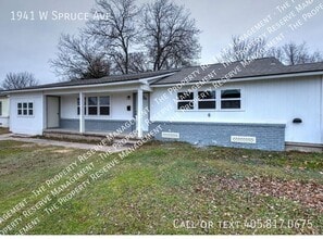 Building Photo - 1941 W Spruce Ave