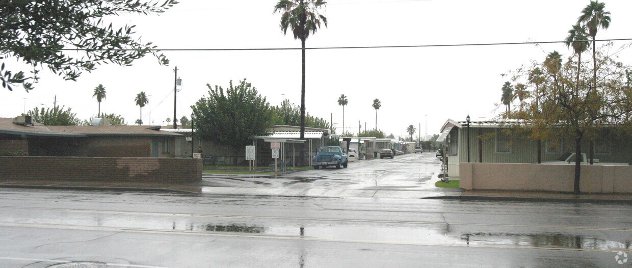 Primary Photo - Townhouse Community