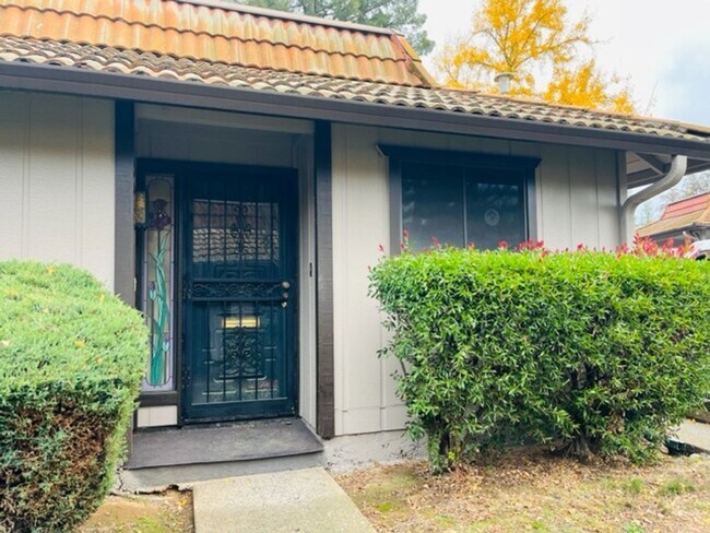 Building Photo - 3 br, 2 bath House - 5581 Rubion Circle