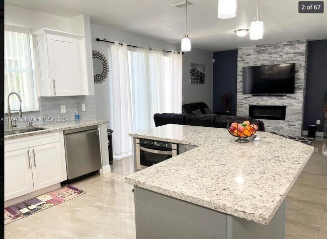 Foto del edificio - 409 NW 87th Ln