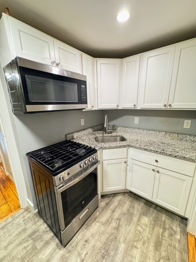 Kitchen - 28 West St