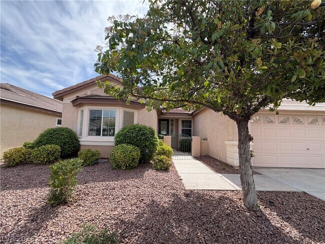 Foto del edificio - 128 Torchwood Ln