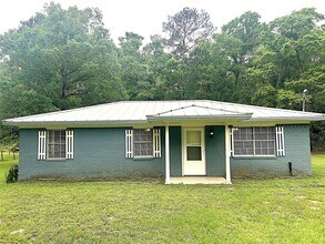 Building Photo - 560 Beverly Dr