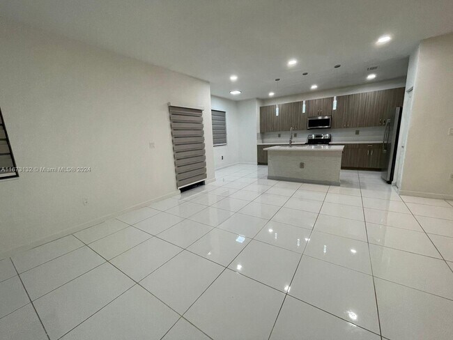 Foto del edificio - 4451 SW 159th Path
