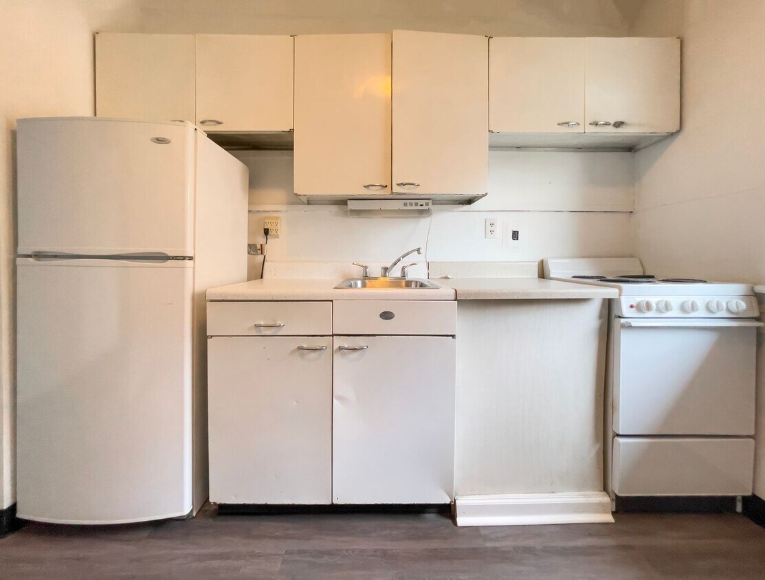 Foto principal - Charming 1-Bedroom Apartment Near Ball Sta...