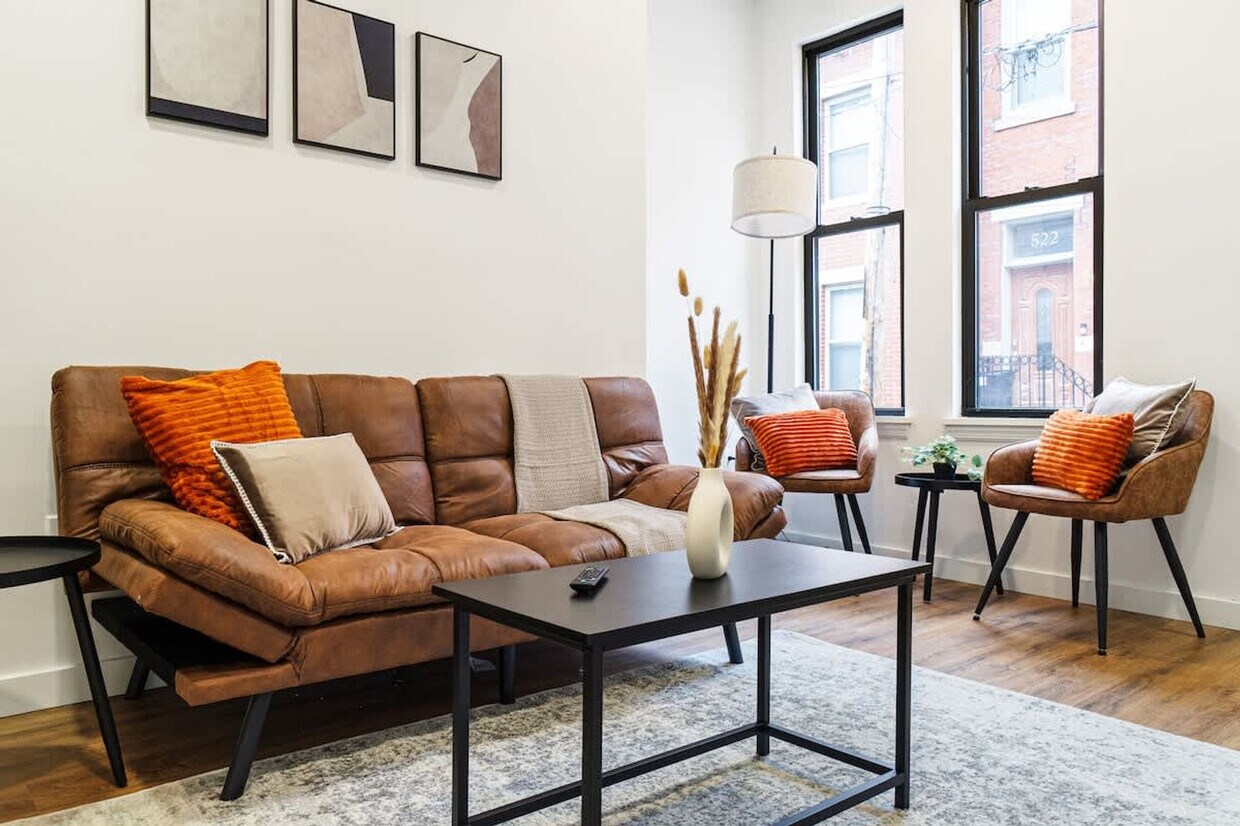 Foto principal - 521 Alpine Ave