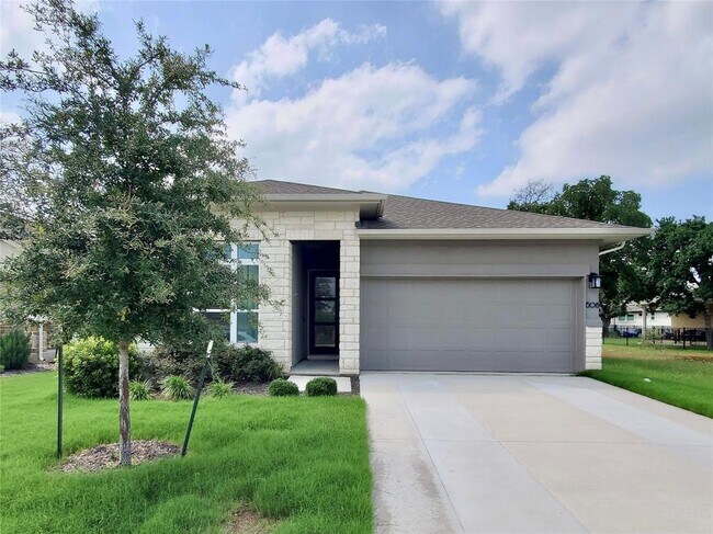 Building Photo - 608 Treaty Oak Dr